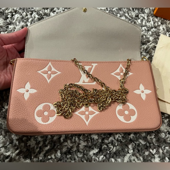 ❌ SOLD ❌ Louis Vuitton Felicie Pochette ❌ SOLD ❌ - Picture 4 of 4